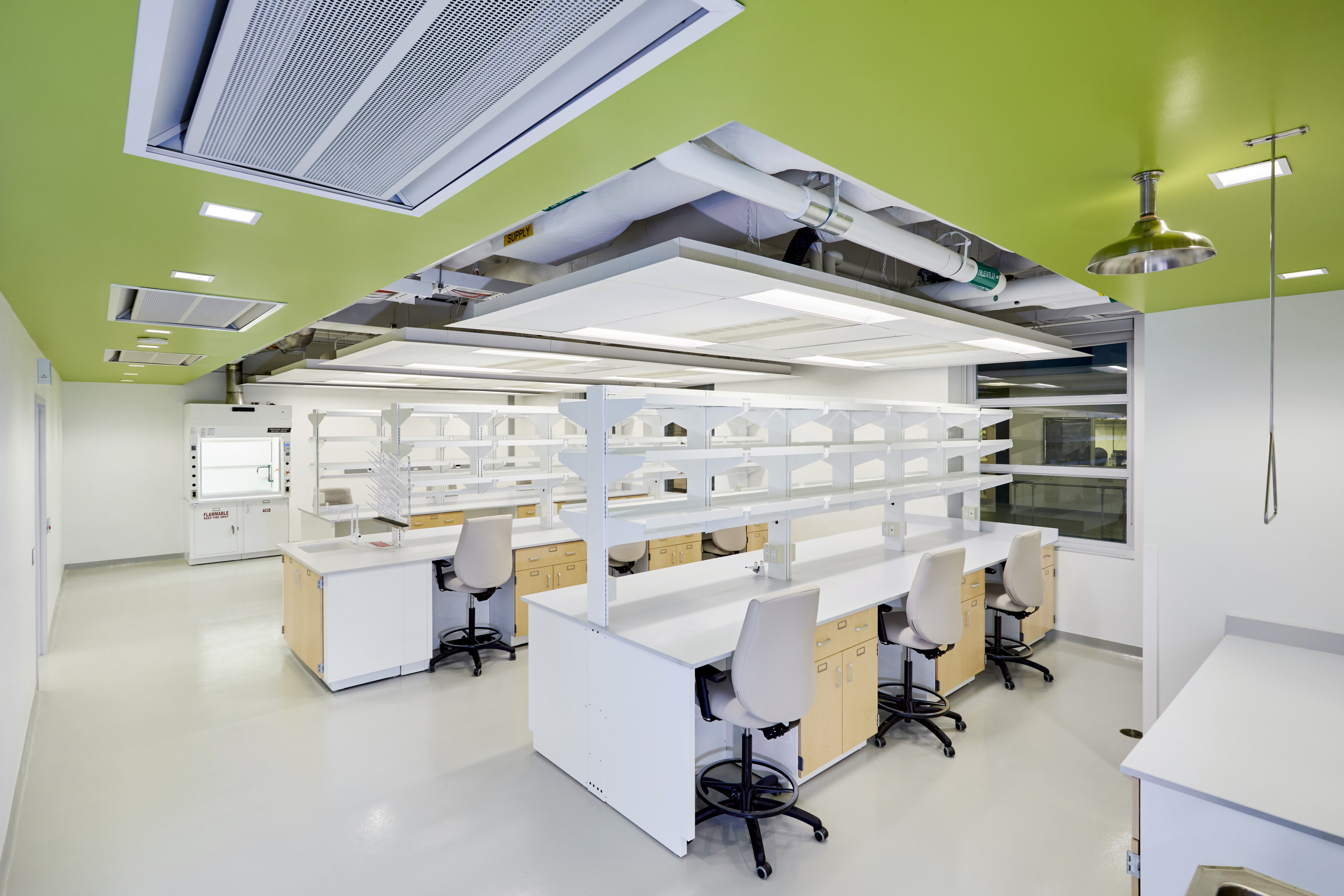 University of Waterloo b1 b2 lab interior